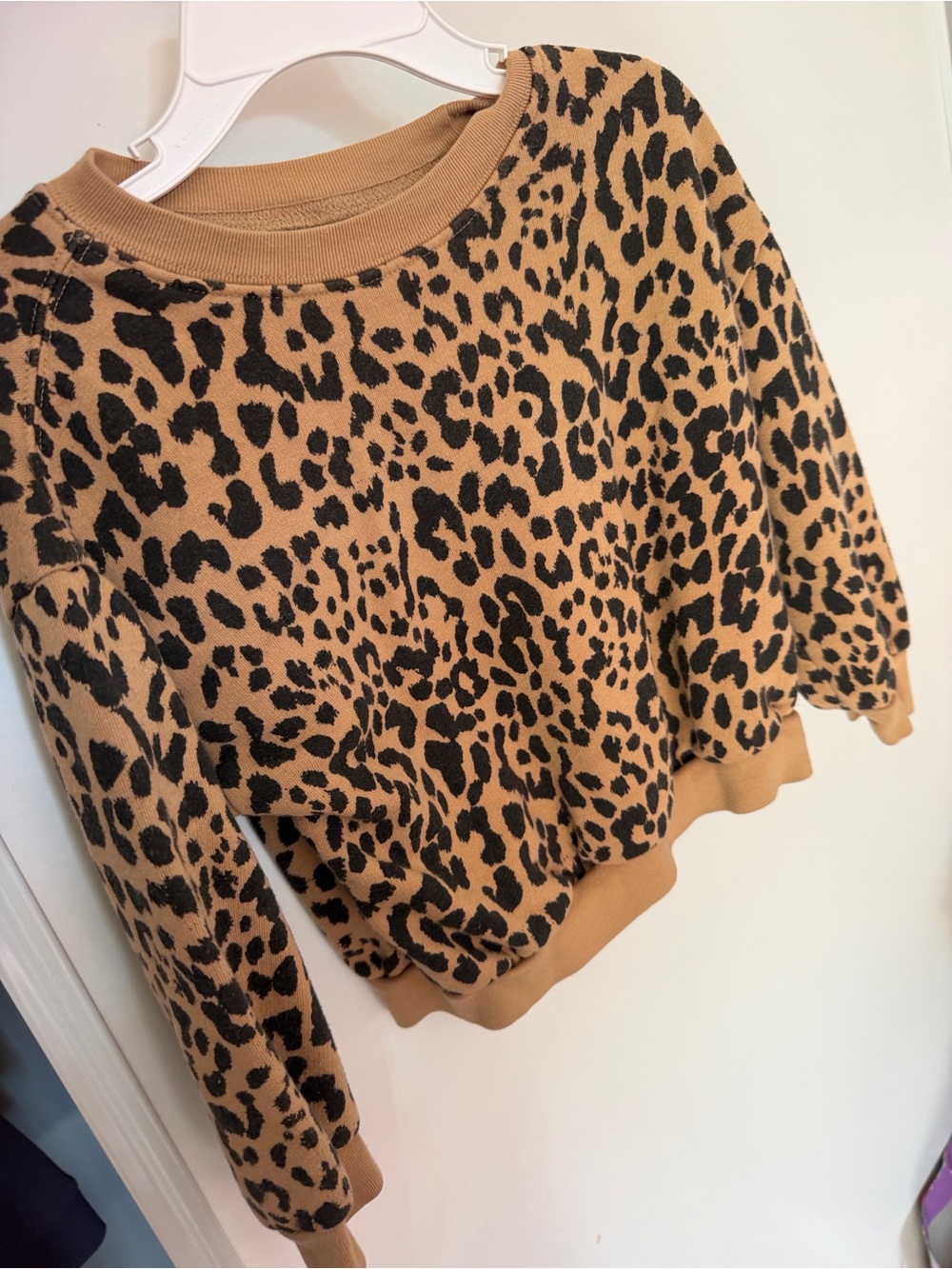baby GAP Leopard Print Sweatshirt Baby 2T Like New